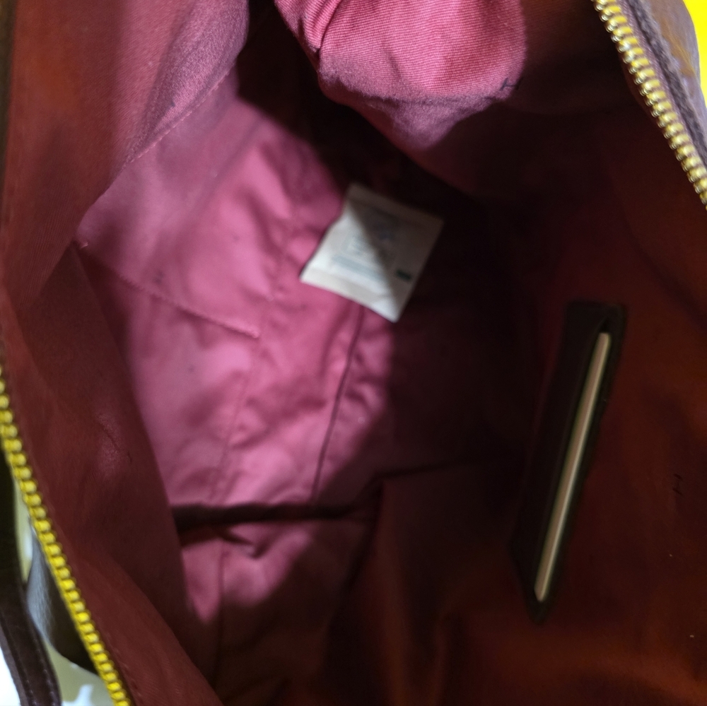 Hammitt Kyle Large Elegant  Shoulder Bag - Picture 8 of 12